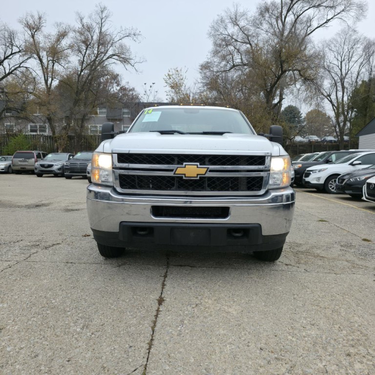 2014 Chevrolet Silverado 1500 Image 2