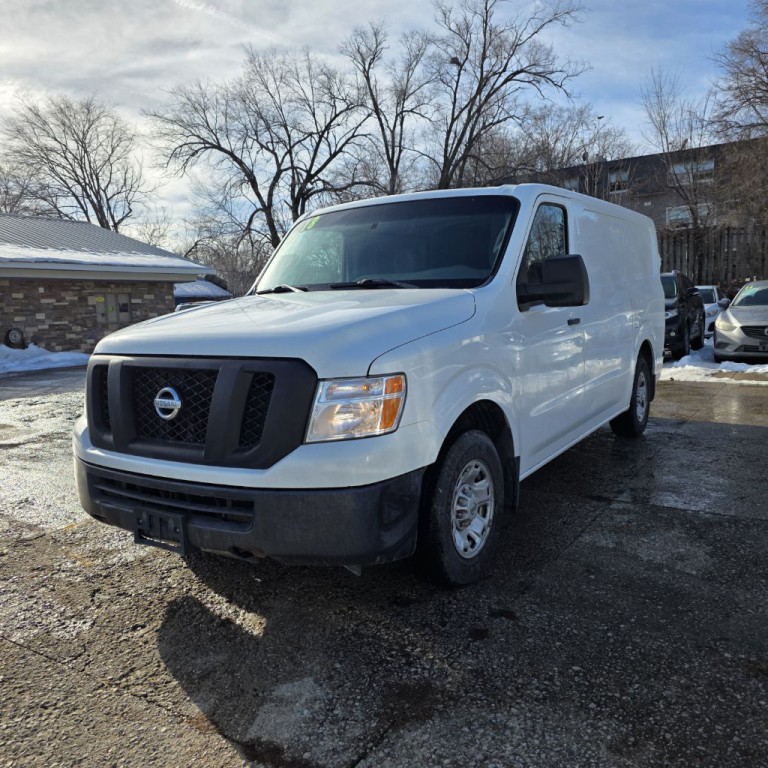 2018 Nissan NV Image 3