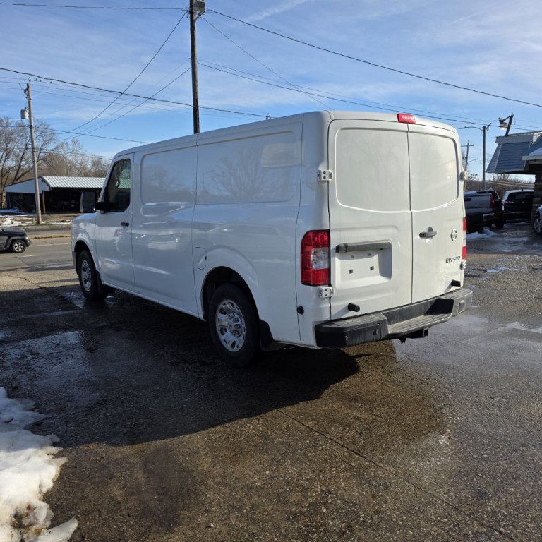 2018 Nissan NV Image 4