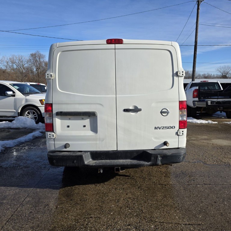 2018 Nissan NV Image 5