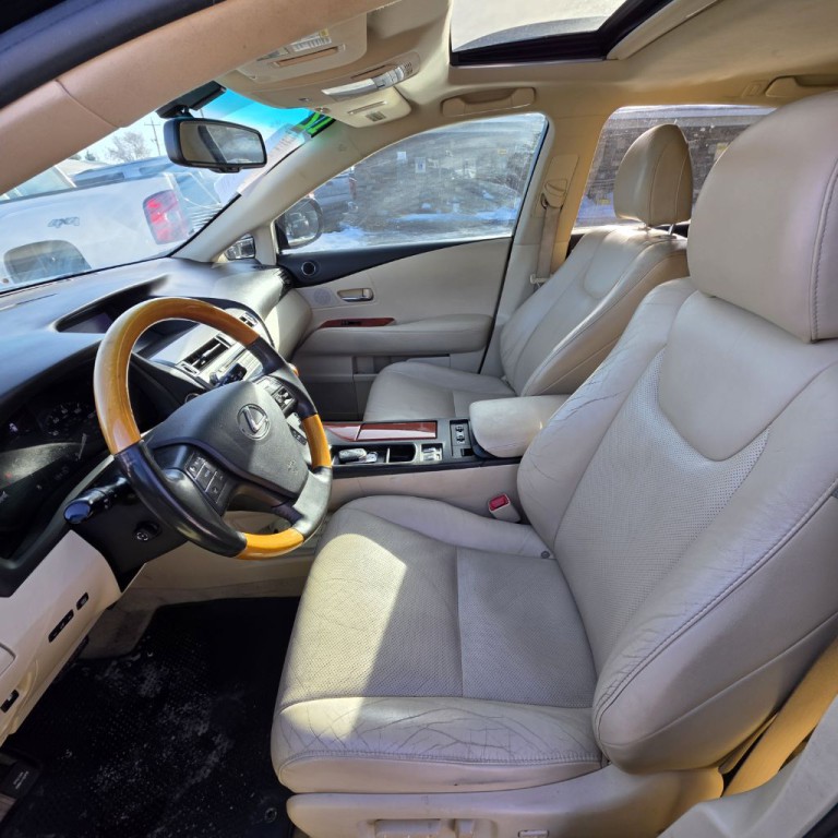 2012 Lexus RX Image 8