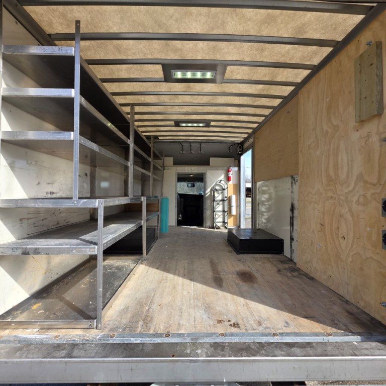 2021 Chevrolet Express Image 8