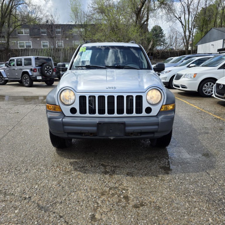 2006 Jeep Liberty Image 4
