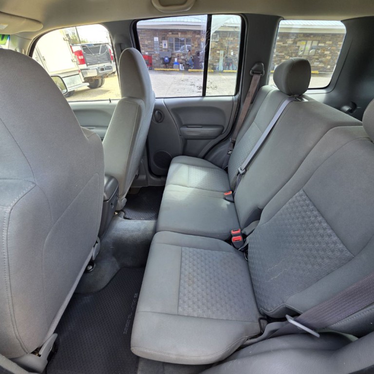 2006 Jeep Liberty Image 6