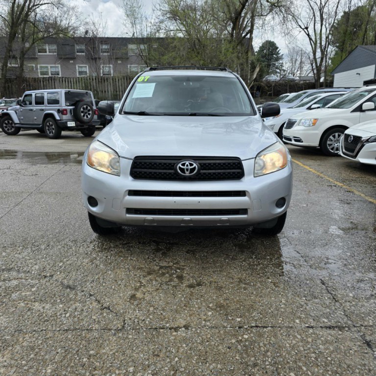 2007 Toyota Rav4 Image 2