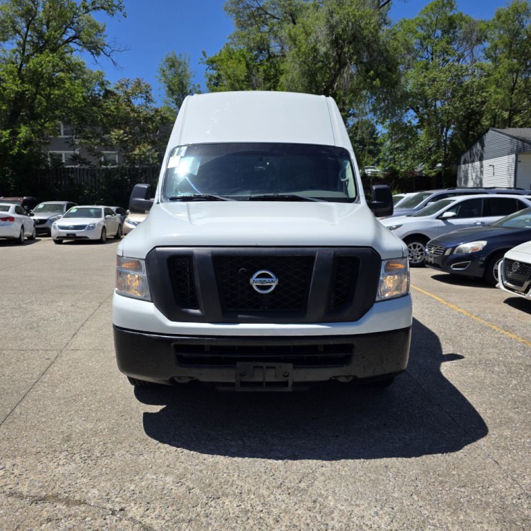 2017 Nissan NV Image 2