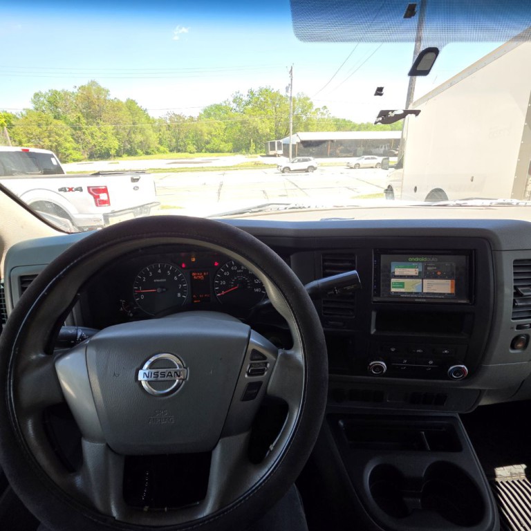 2017 Nissan NV Image 10