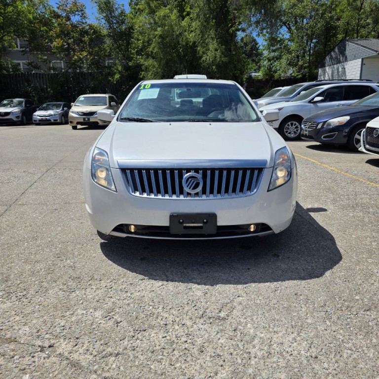 2010 Mercury Milan Image 2