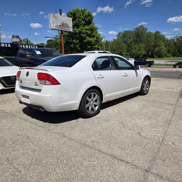 2010 Mercury Milan Image 6