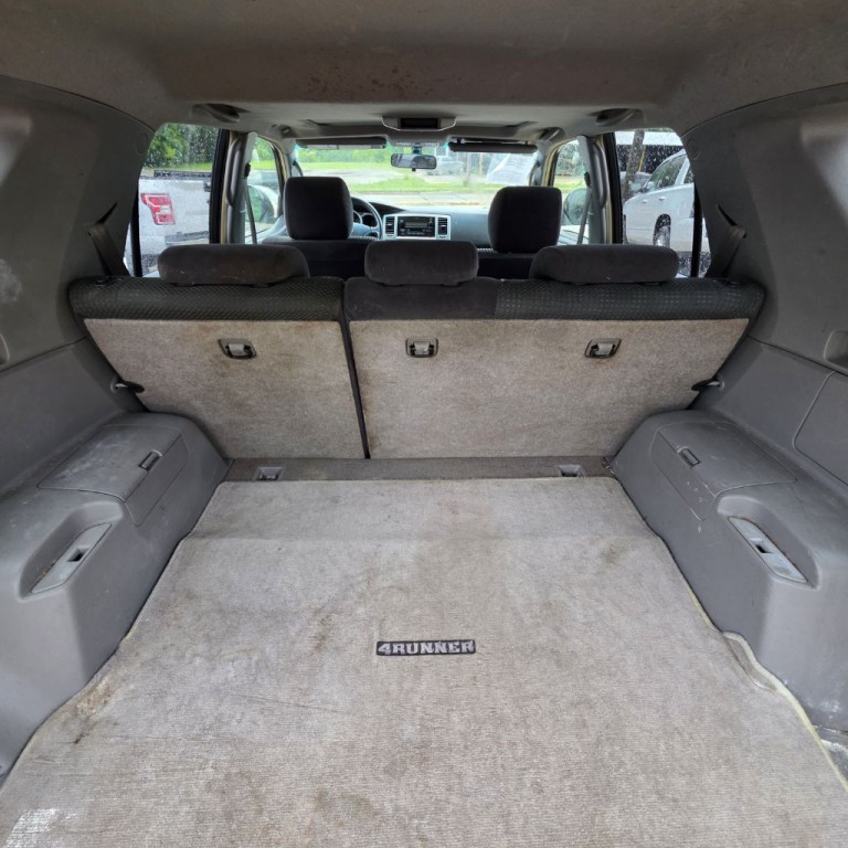 2004 Toyota 4Runner Image 7