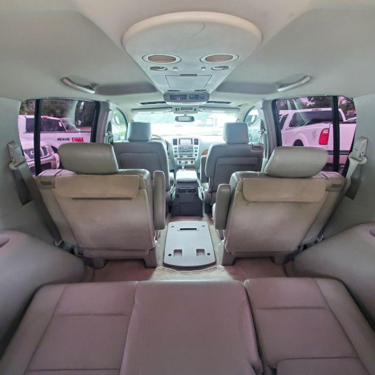 2010 INFINITI QX56 Image 7