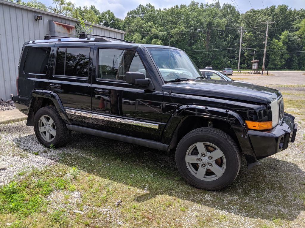 2006 Jeep Commander Image 1