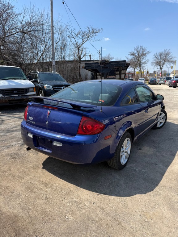 2007 Pontiac G5 Image 3