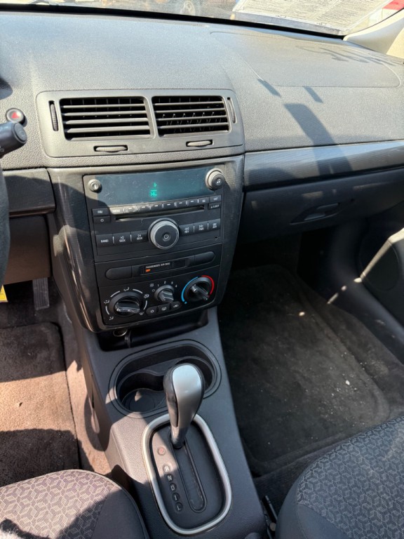 2007 Pontiac G5 Image 10