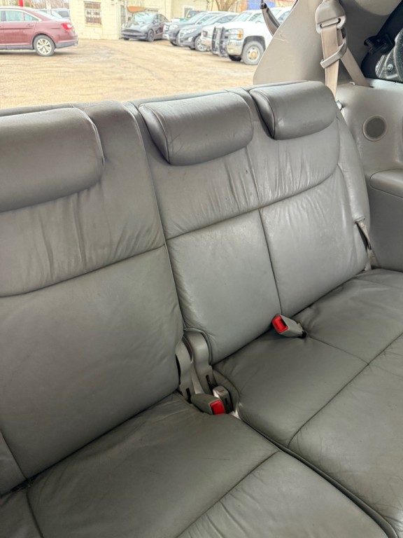 2005 Toyota Sienna Image 18