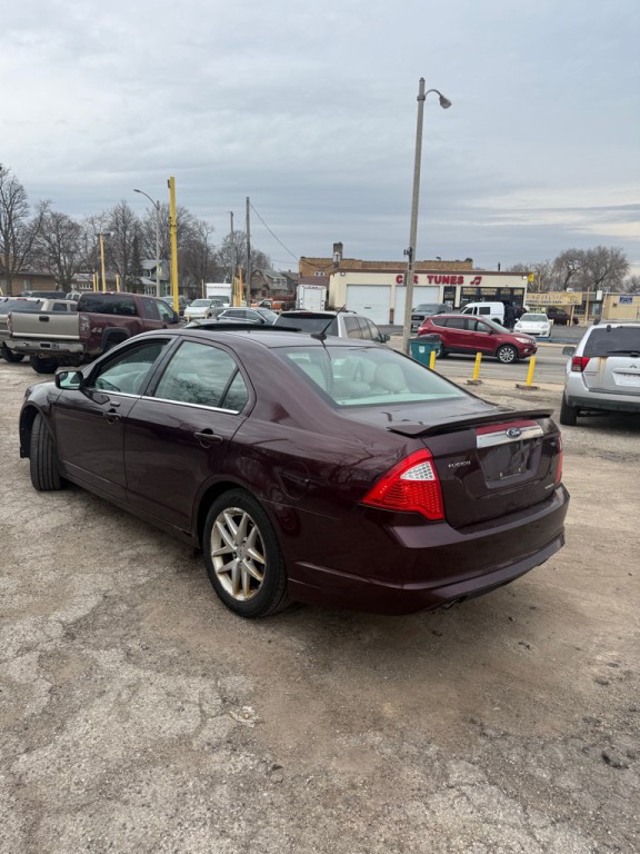 2011 Ford Fusion Image 2