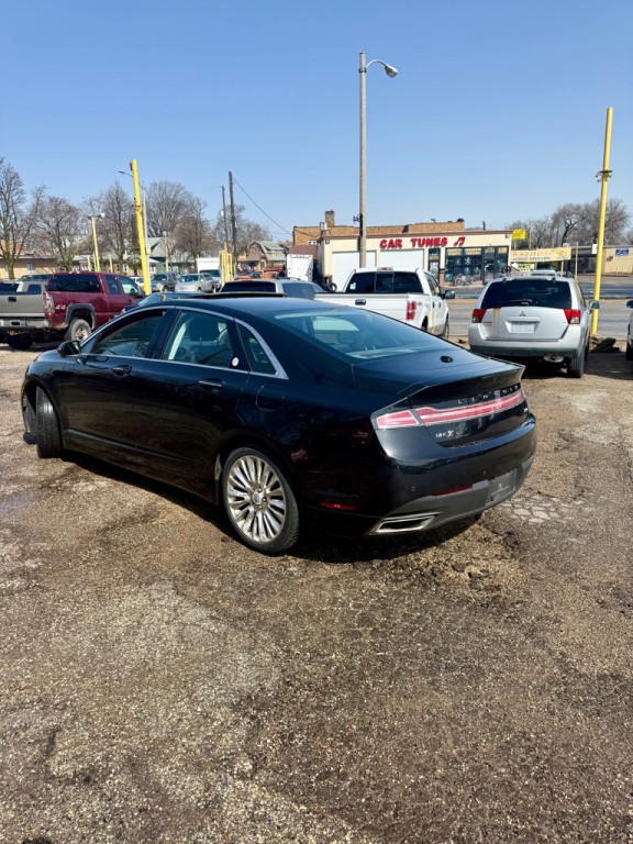 2014 Lincoln MKZ Image 2