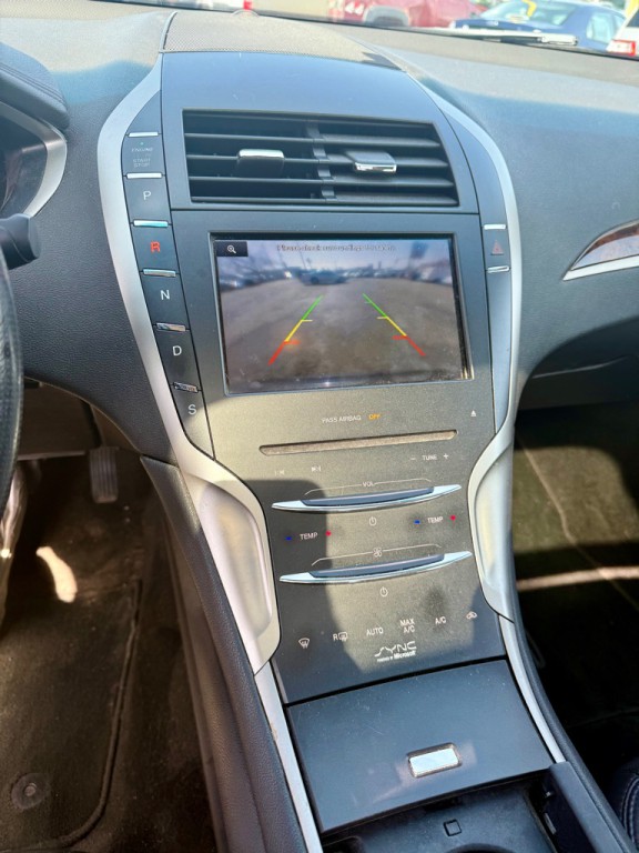 2014 Lincoln MKZ Image 14
