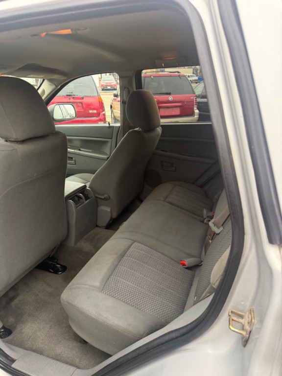 2005 Jeep Grand Cherokee Image 10