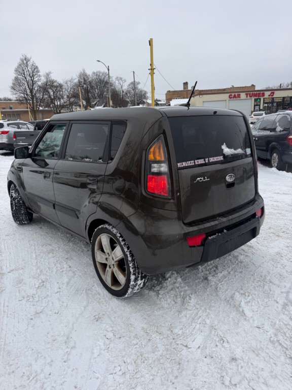 2010 Kia Soul Image 2