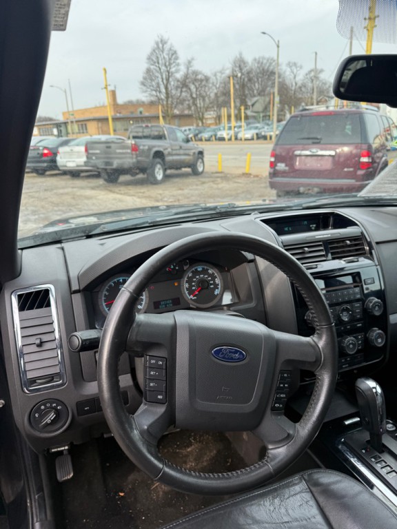 2011 Ford Escape Image 9