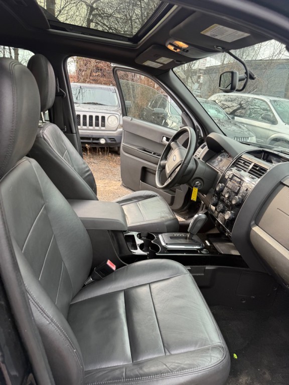 2011 Ford Escape Image 14