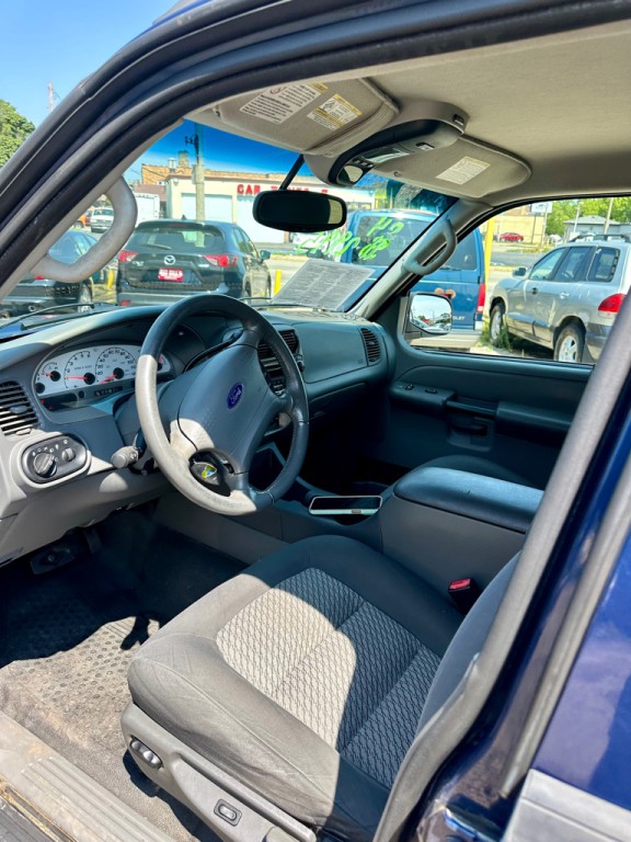 2003 Ford Explorer Image 9