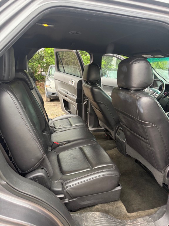 2013 Ford Explorer Image 14