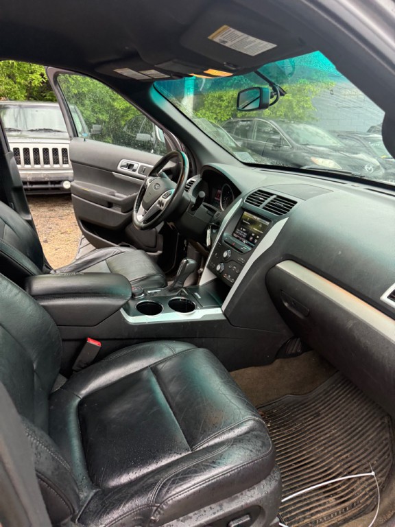 2013 Ford Explorer Image 16