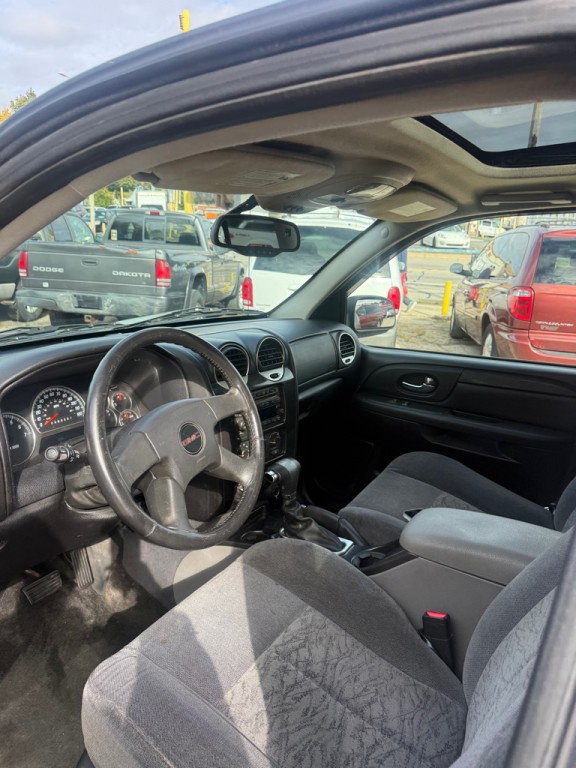 2006 GMC Envoy Image 6