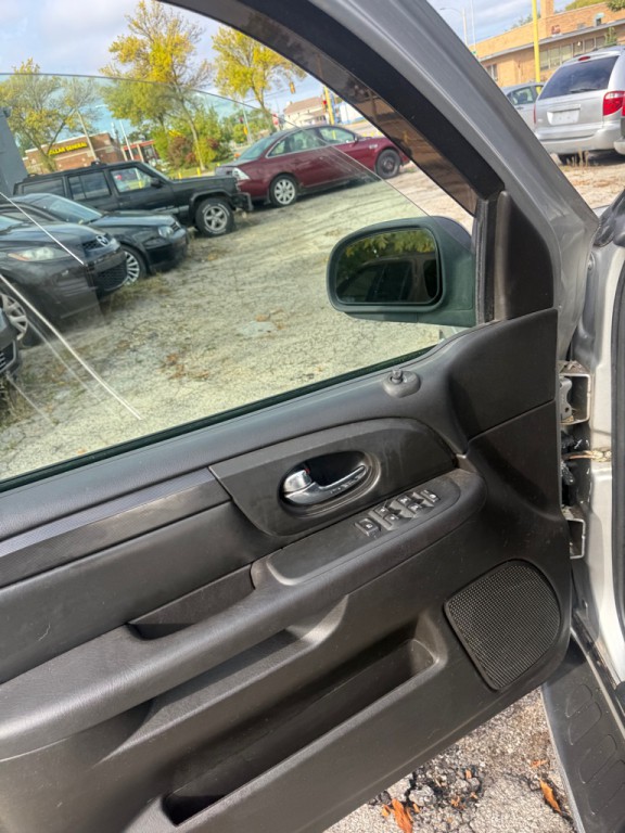 2006 GMC Envoy Image 8