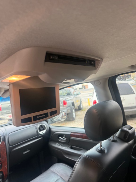 2008 GMC Envoy Image 14