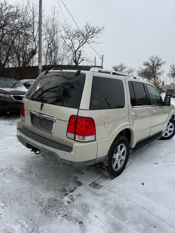 2005 Lincoln Aviator Image 3