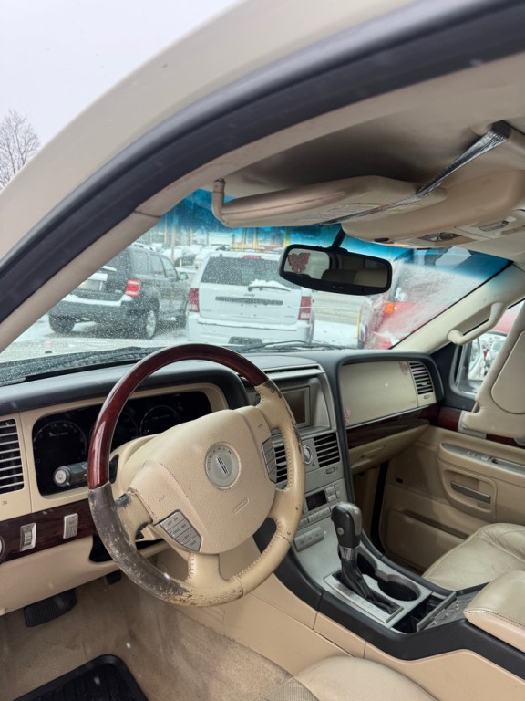 2005 Lincoln Aviator Image 6