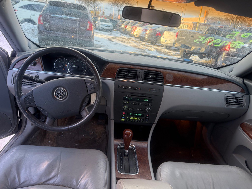 2005 Buick Lacrosse Image 10