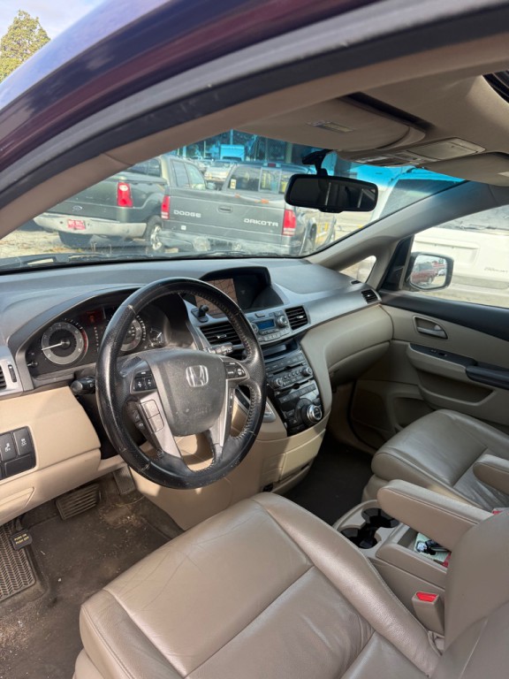 2011 Honda Odyssey Image 7