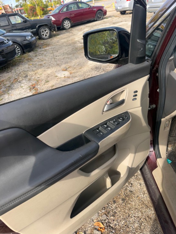 2011 Honda Odyssey Image 8