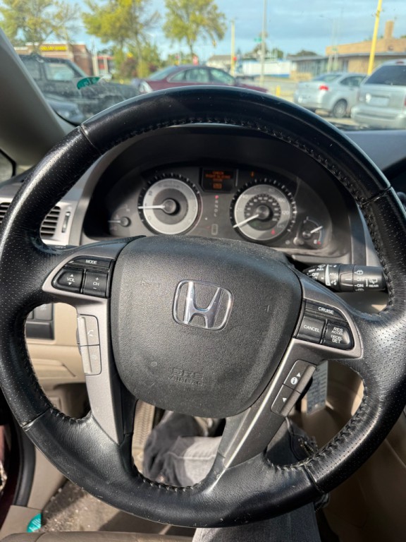 2011 Honda Odyssey Image 10