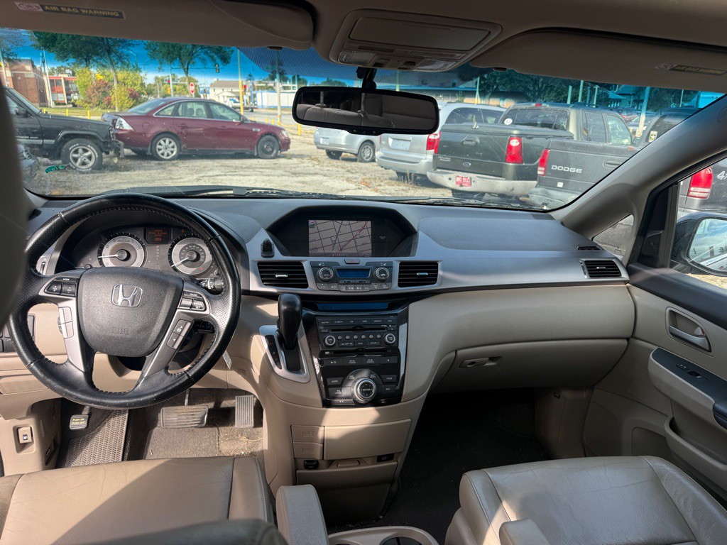 2011 Honda Odyssey Image 14