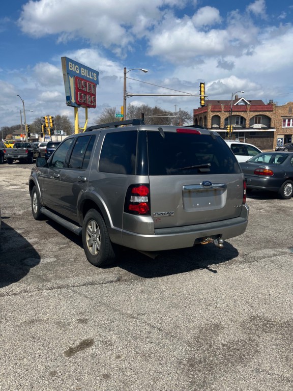 2008 Ford Explorer Image 2