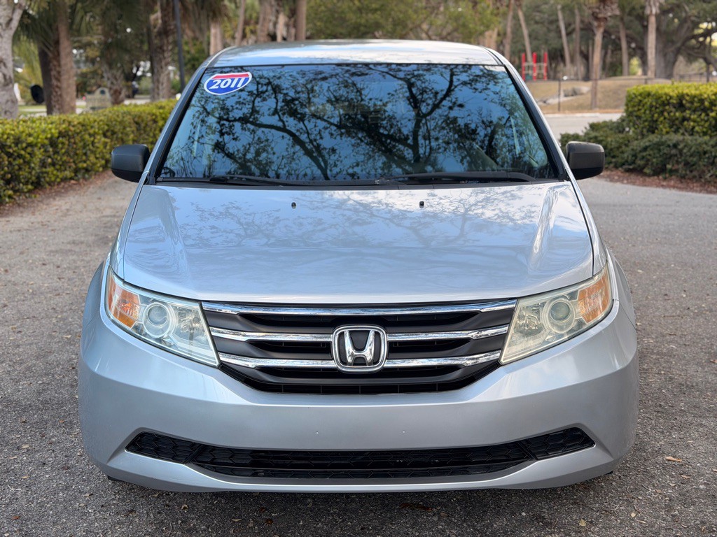 2011 Honda Odyssey Image 15