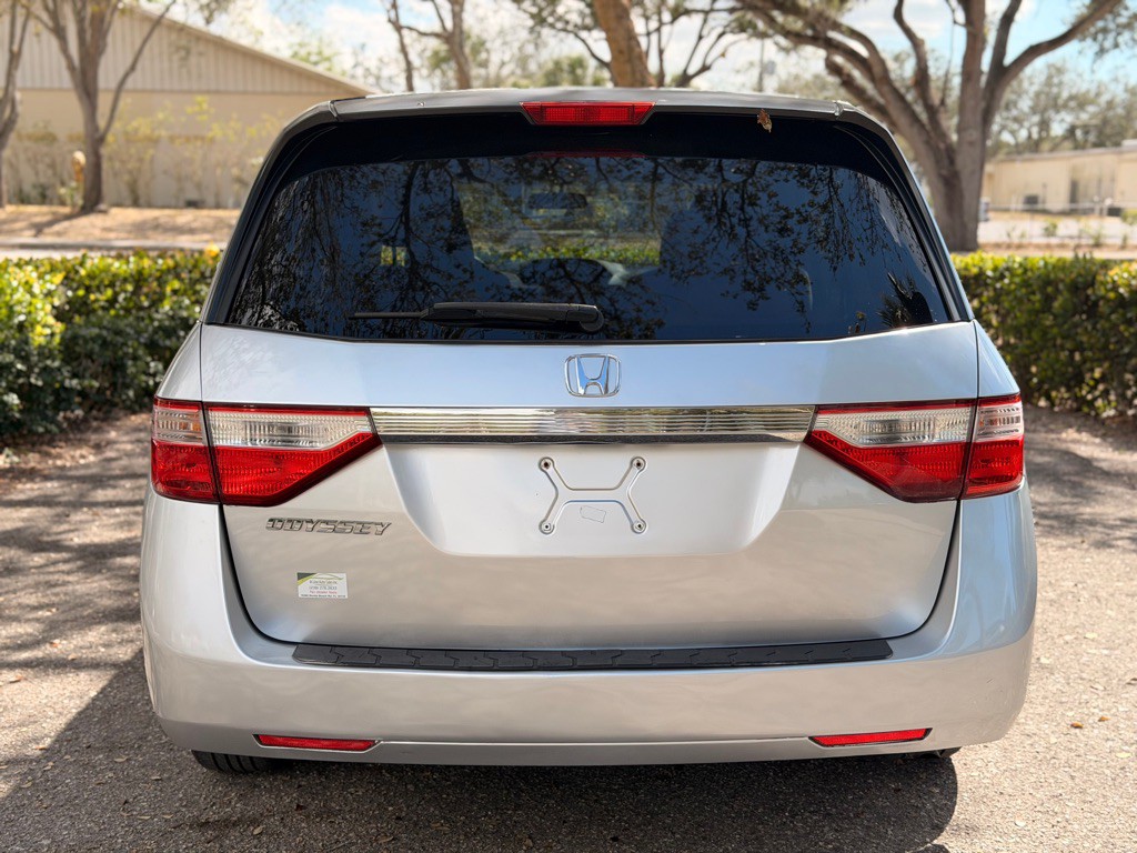 2011 Honda Odyssey Image 19