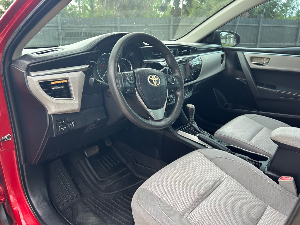 2014 Toyota Corolla Image 15