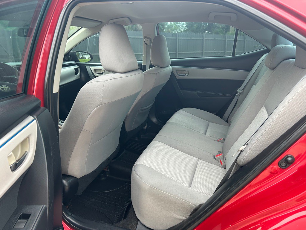 2014 Toyota Corolla Image 17