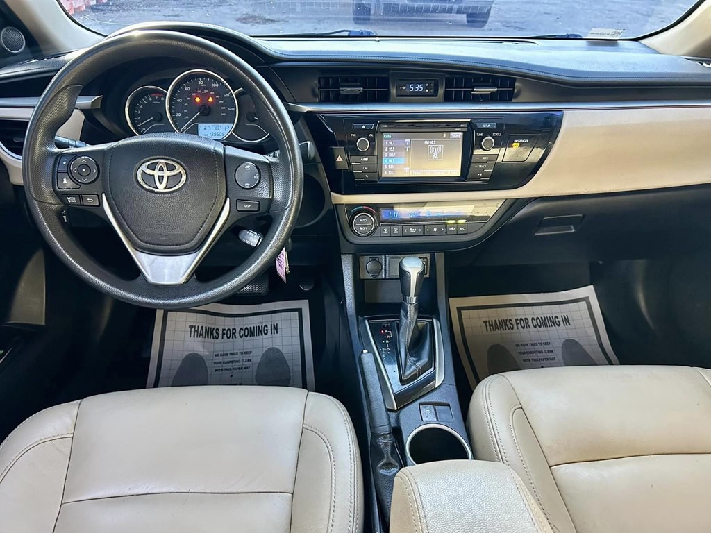 2016 Toyota Corolla Image 7