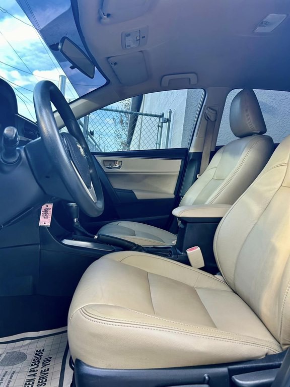 2016 Toyota Corolla Image 9