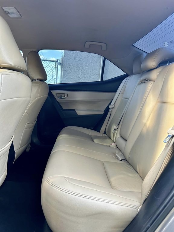 2016 Toyota Corolla Image 12