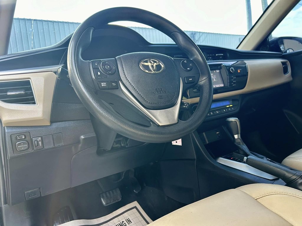 2016 Toyota Corolla Image 13