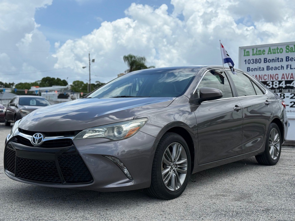 2015 Toyota Camry Image 3