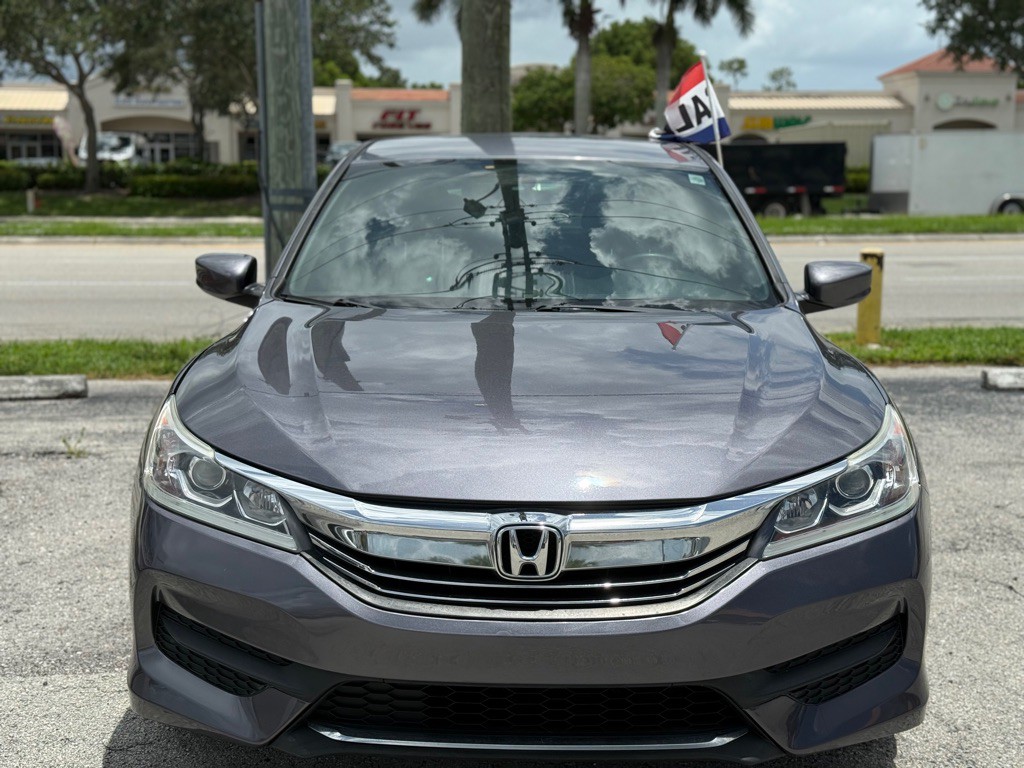 2017 Honda Accord Image 3
